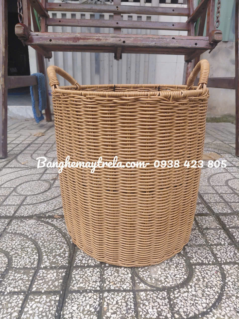 Giỏ đựng đồ tròn có quai